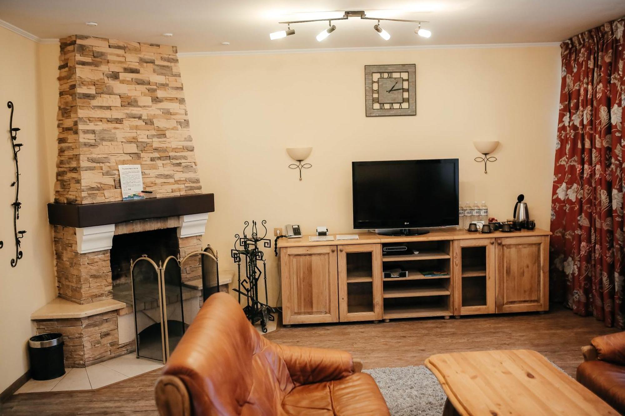 Тау-House Hotel Kok-Shoky ภายนอก รูปภาพ
